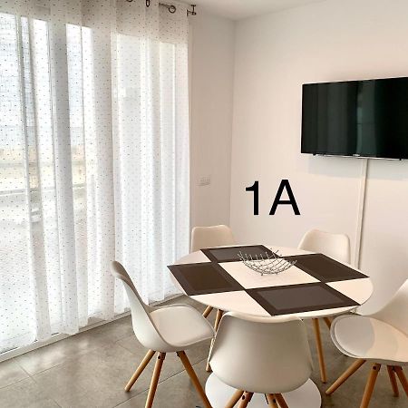 Appartement Edifici Valeria à Empuriabrava Extérieur photo